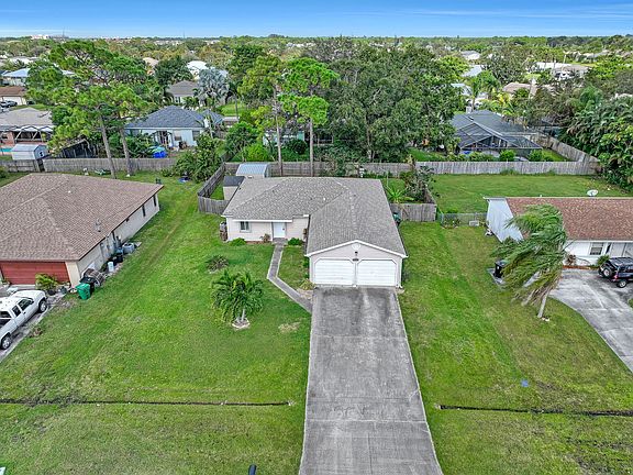 5th image of 2361 SE Melaleuca Boulevard