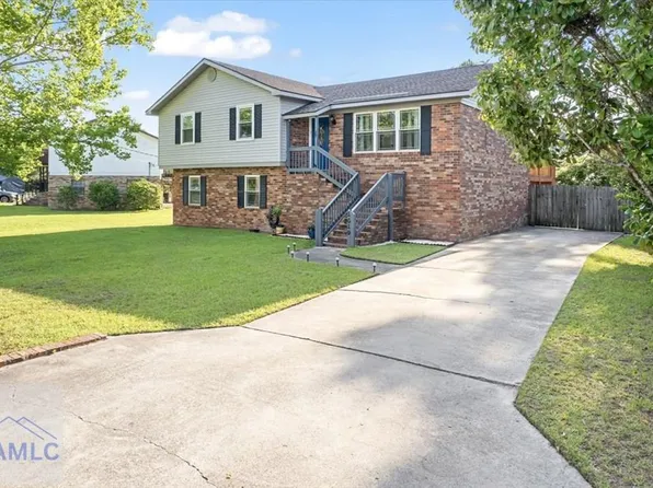 1019 Bacon Rd, Hinesville, GA 31313