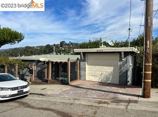 8532 Seneca St, Oakland, CA 94605