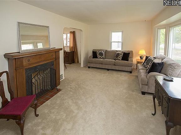 3rd image of 16909 Milburn Ave