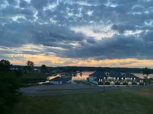 200 Lane 325 Lake James APT C2, Angola, IN 46703