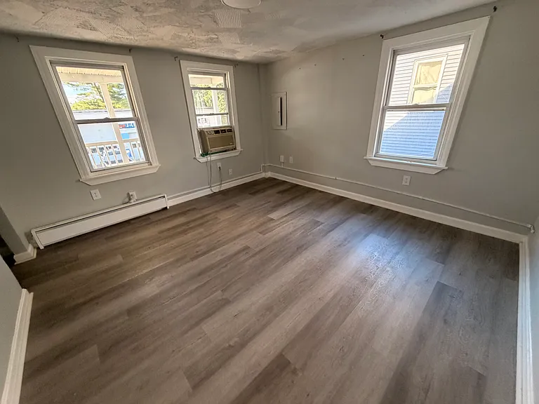 15 Bridge St #17B — Photo 6