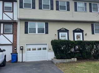 8390B Shallowcreek Rd, Liverpool, NY 13090