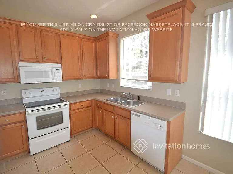 5436 Sealine Blvd — Photo 5
