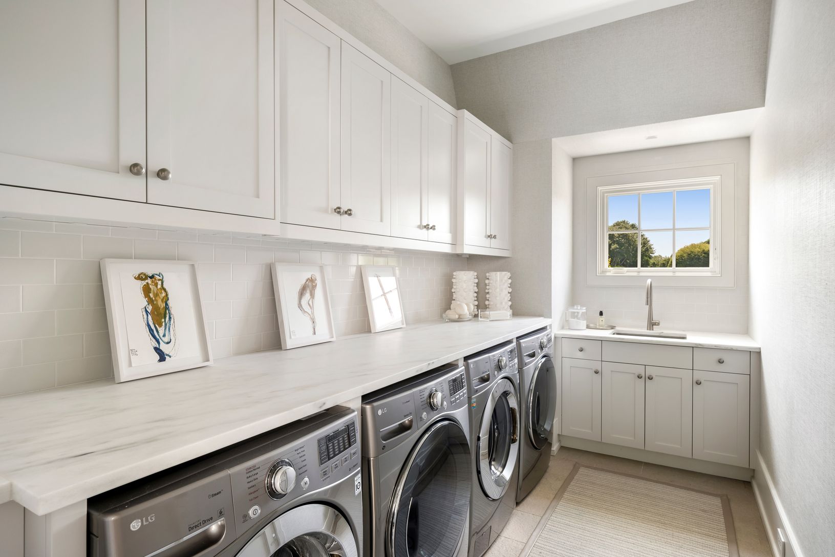  2nd Level laundry