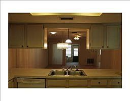 4th image of 2275 Alden Ln APT C