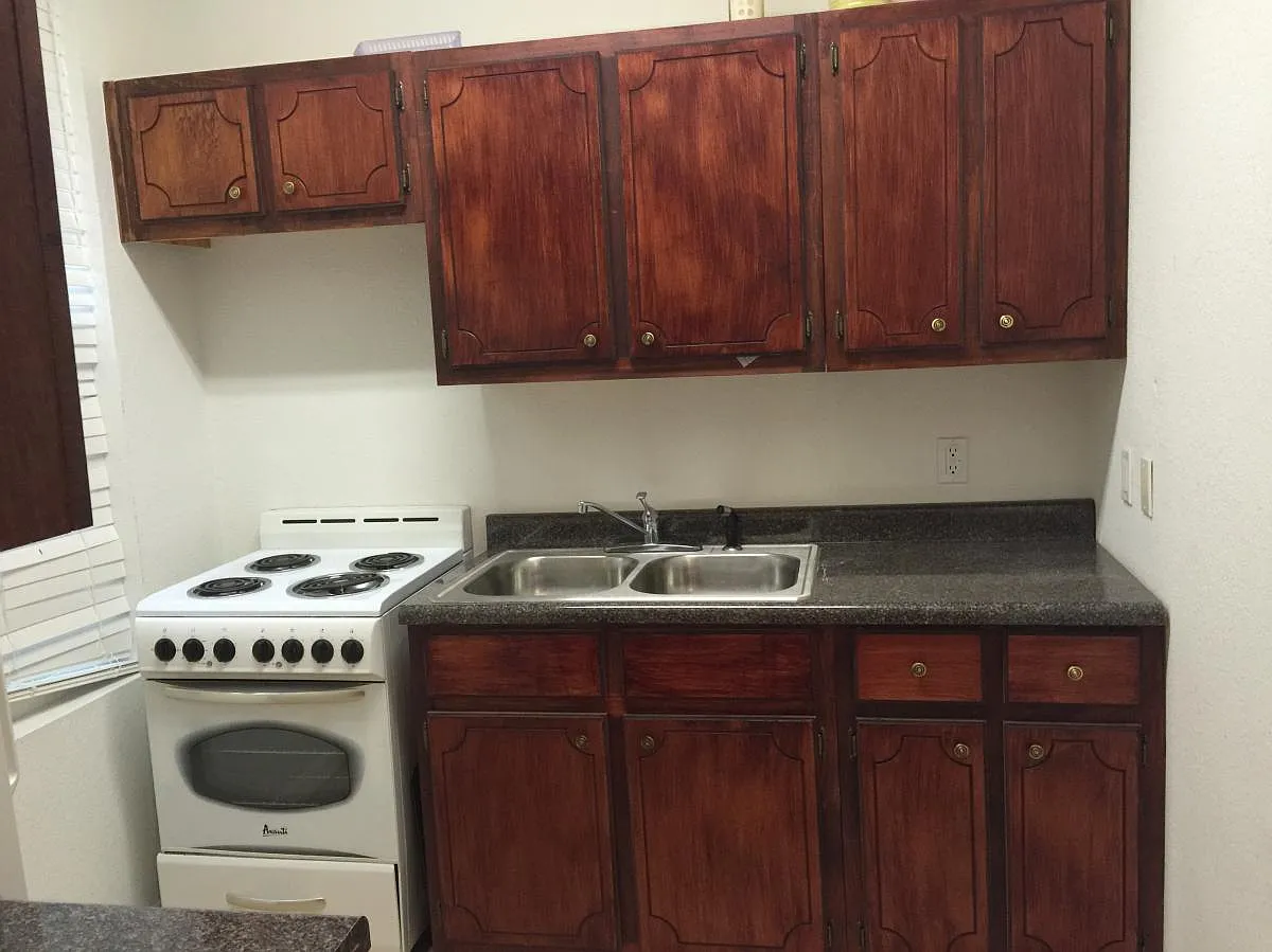2 bed, 950 sqft, $1,325 — Photo 4