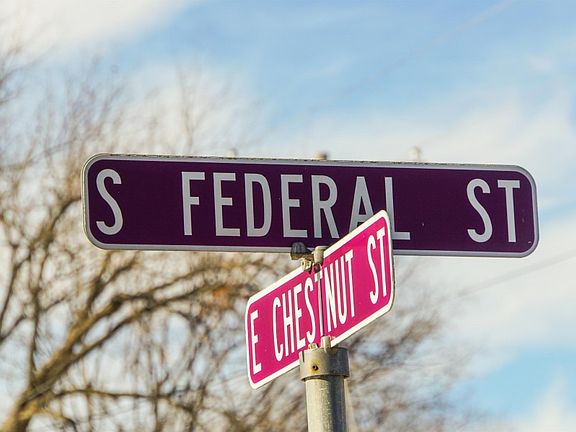 5th image of 112 S Federal St