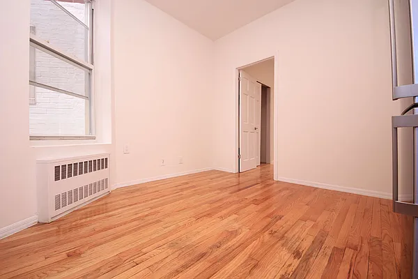 Rented by Waverly Realty Associates | media 5