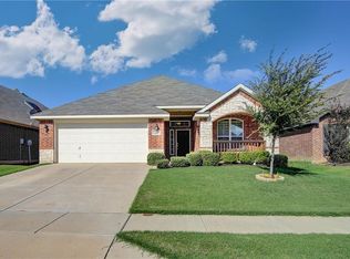 11920 Bellegrove Rd, Burleson, TX 76028