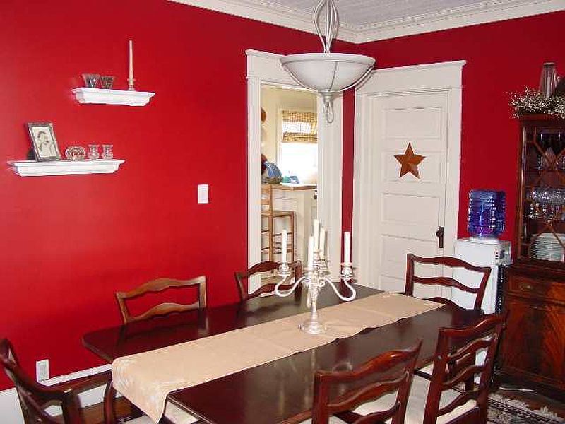 4th image of 217 HUDSON Avenue