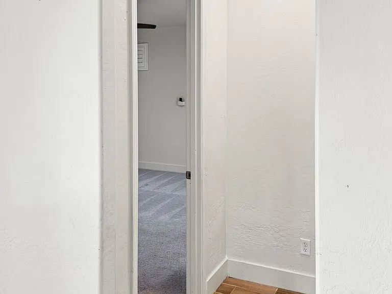 5543 N 107th Ln — Photo 24