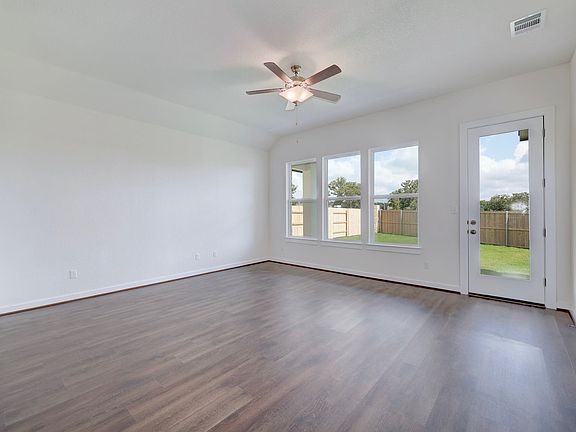 5th image of 104 Big Pine Creek Ln