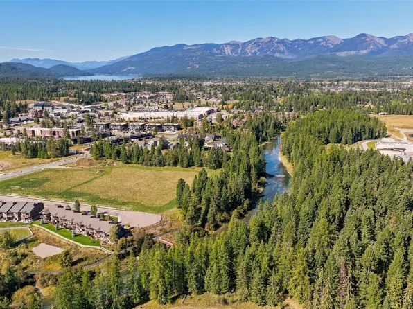 733 Clearwater Dr, Whitefish, MT 59937