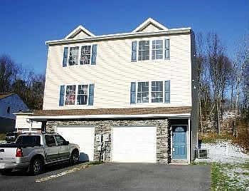 1st image of 1002B Terrace Heights Dr