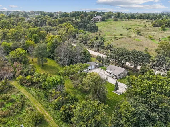 4553 10th Ave, Cumming, IA 50061