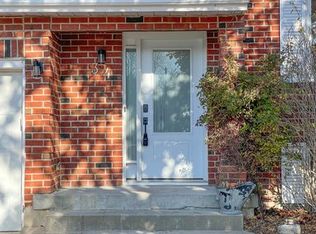 34 Balmoral Ct #1, Kingston, ON K7M7T1