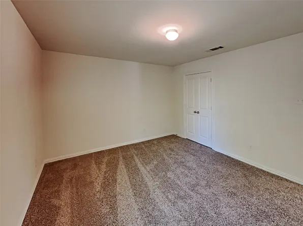 2514 Campbell St, Fort Worth, TX 76105