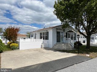 8830 Bay Ridge Dr, Berlin, MD 21811