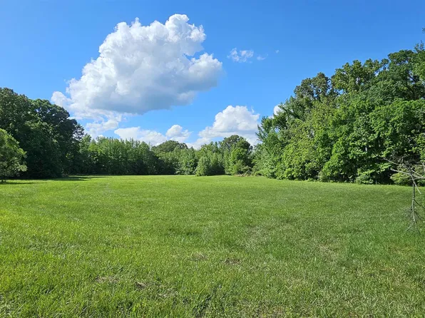 272 N Monterey Farms Cv, Collierville, TN 38017