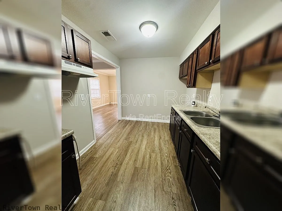 4 bed, 2.0 bath, 1352 sqft, $1,295 — Photo 4