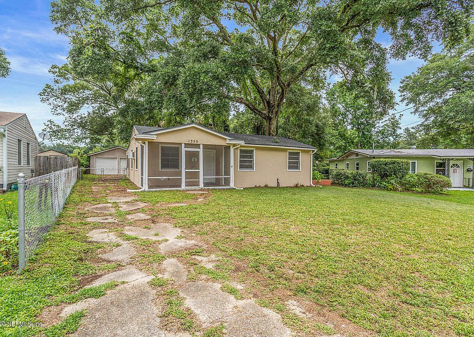 1st image of 1353 Hollyhock Cir N