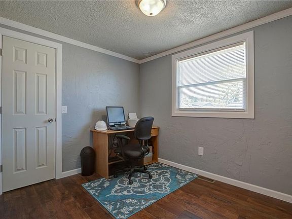 2nd image of 4134 Murphy Ave