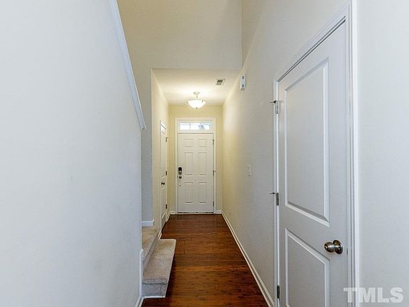 3rd image of 1307 Nicklaus Dr
