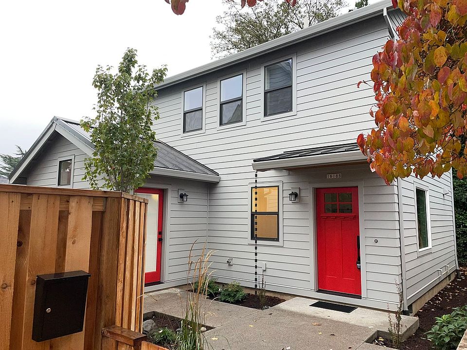 1st image of 1618 NE Buffalo St #B