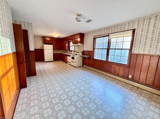 229 Woodland Dr, Pilot Mountain, NC 28621