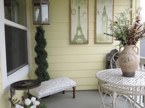 1557 NE 64th Ave APT A, Hillsboro, OR 97124