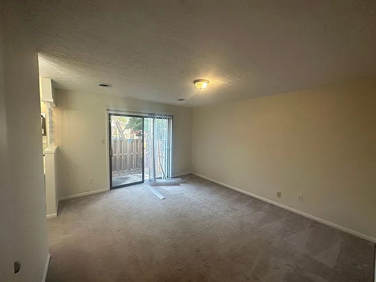 6903 Flying Cloud Ln — Photo 13