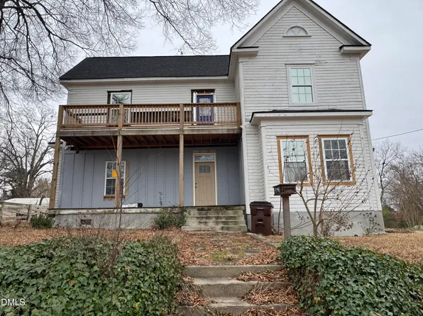 214 Charlotte Ave, Sanford, NC 27330