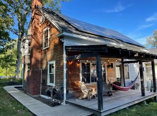 84 Union St #2, Blue Hill, ME 04614