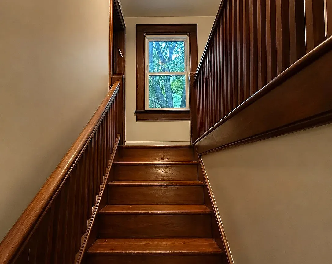 4 bed, $2,200 — Photo 3