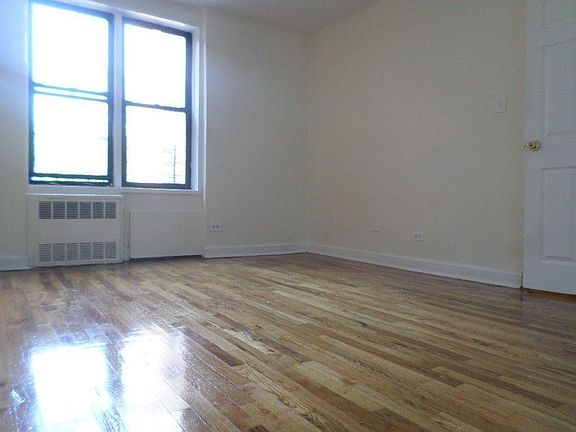 5th image of 1625 Rockaway Pkwy APT 3Z
