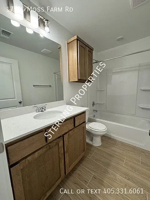 3 bed, 1295 sqft, $1,725 — Photo 3