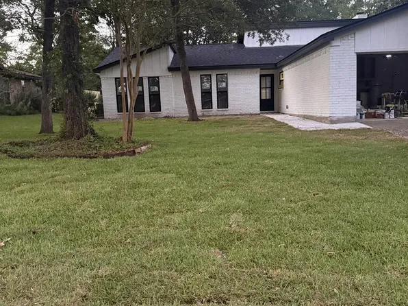 10 Windsor Ct, Lufkin, TX 75901