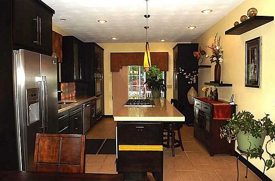 1st image of 22 Orchard Meadows Dr