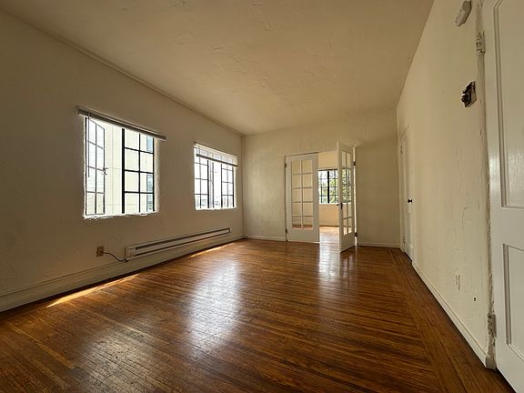 5th image of 1765 Oxford St #1