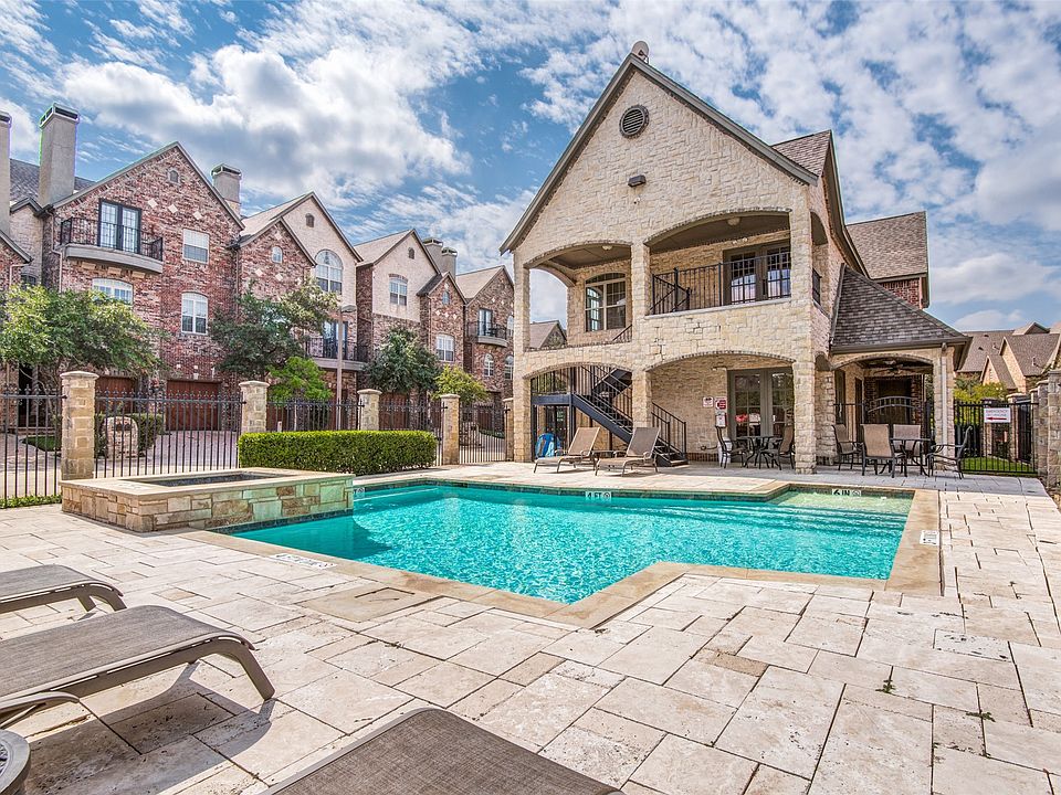 1st image of 800 Rockingham Dr