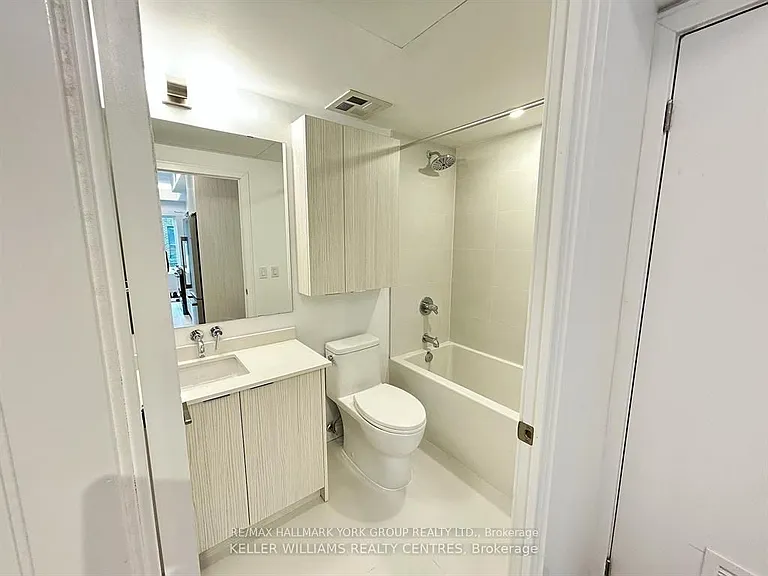 174 Clonmore Dr #2 — Photo 16