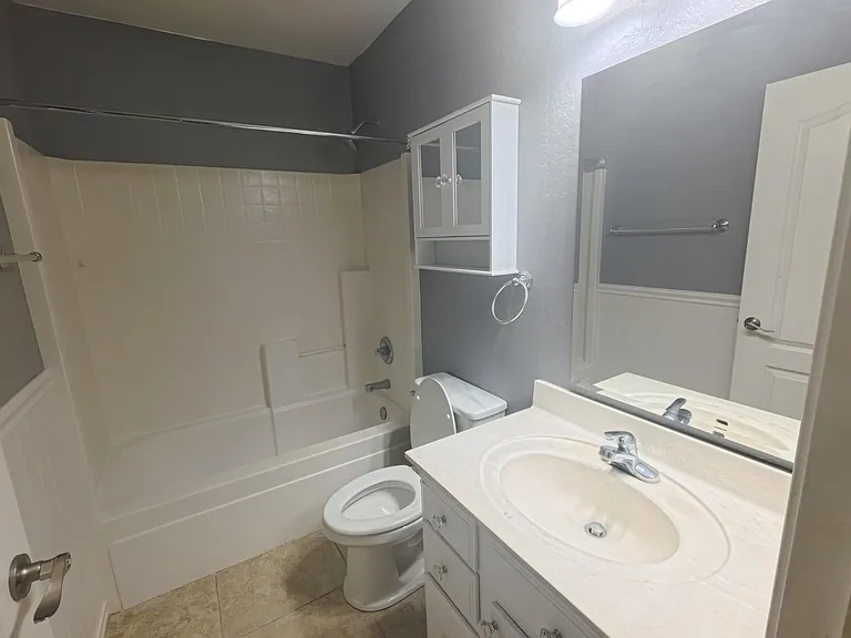 16624 W Saguaro Ln — Photo 13