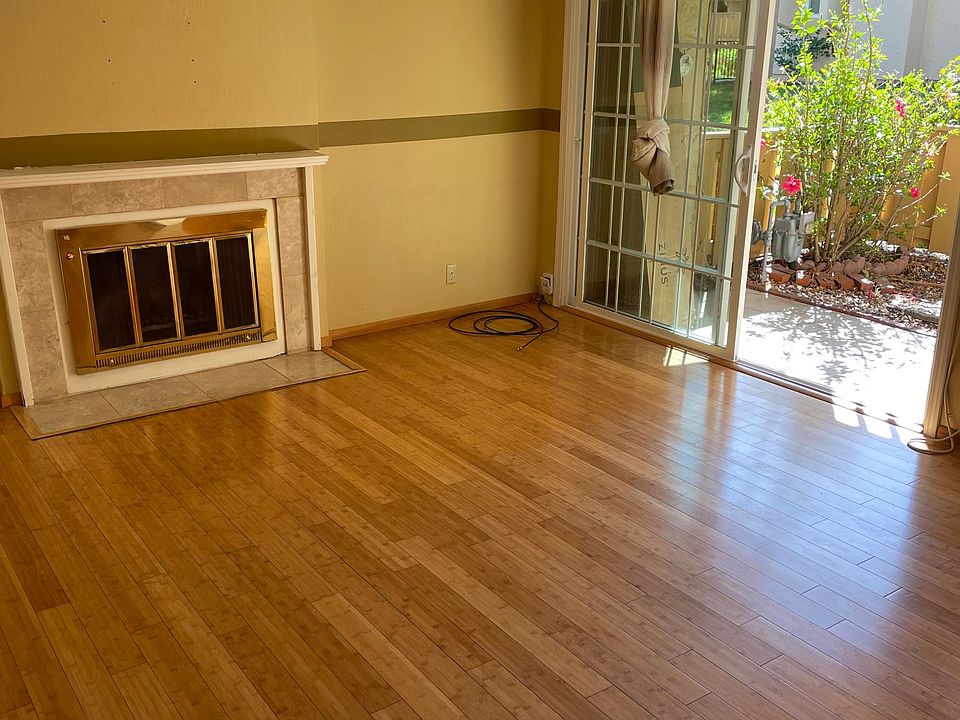 1st image of 125 Connemara Way APT 97