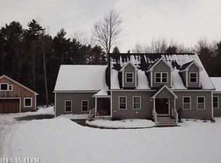 37 Stirling Way, Cumberland, ME 04021