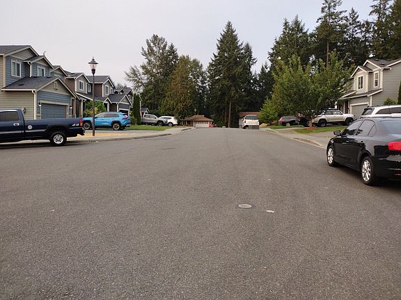 5th image of 15835 92nd Avenue Ct E