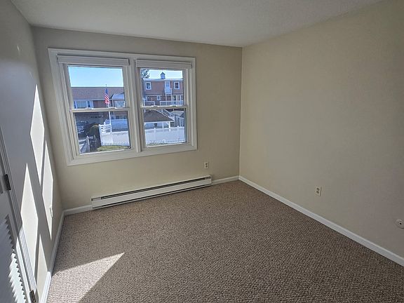 5th image of 1155 Islington St #12