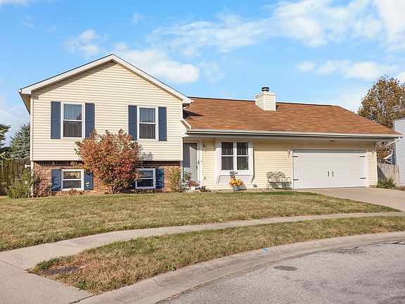 2nd image of 6 Harter Dr W