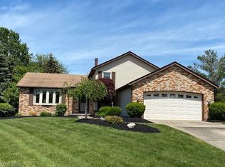 3910 Pine Forest Dr, Parma, OH 44134