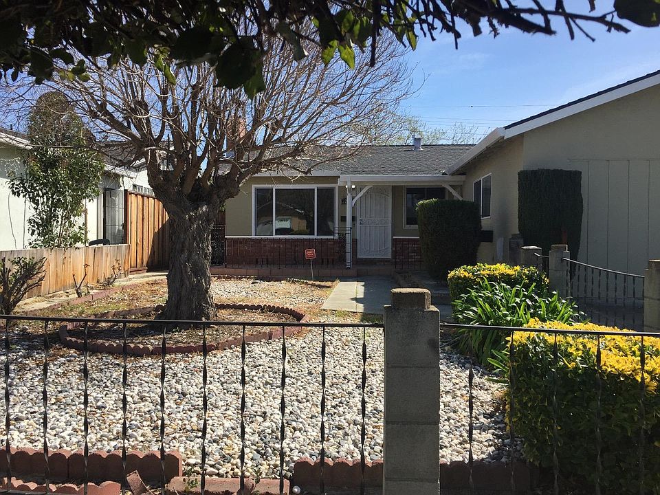 1st image of 3242 Tristian Ave